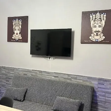 La Piccola Casetta Del Centro Apartment *